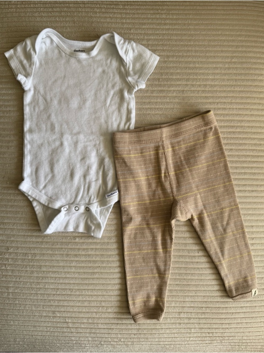 🪩3 for $15🪩 Cotton Onesie & Pants Set